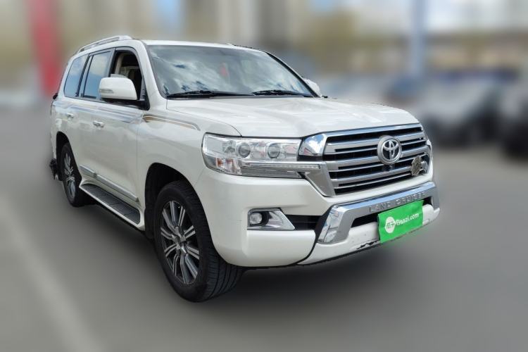 Used Toyota Land Cruiser  Front Right 45 Deg