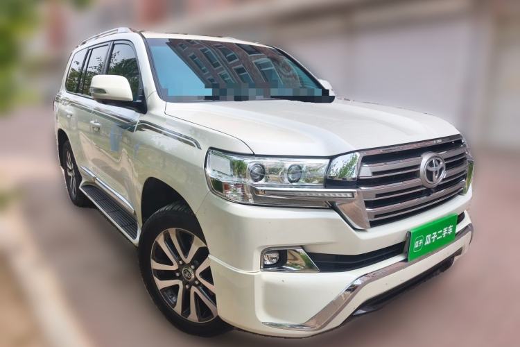 Used Toyota Land Cruiser  Front Right 45 Deg
