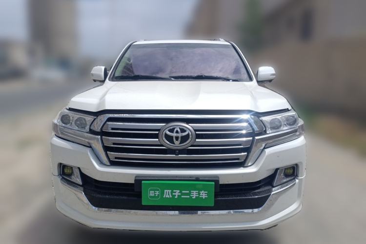 Used Toyota Land Cruiser  Front