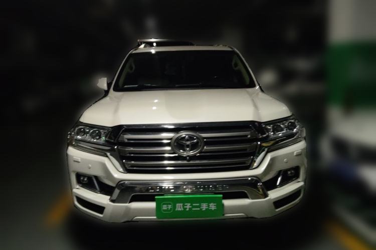 Used Toyota Land Cruiser  Front