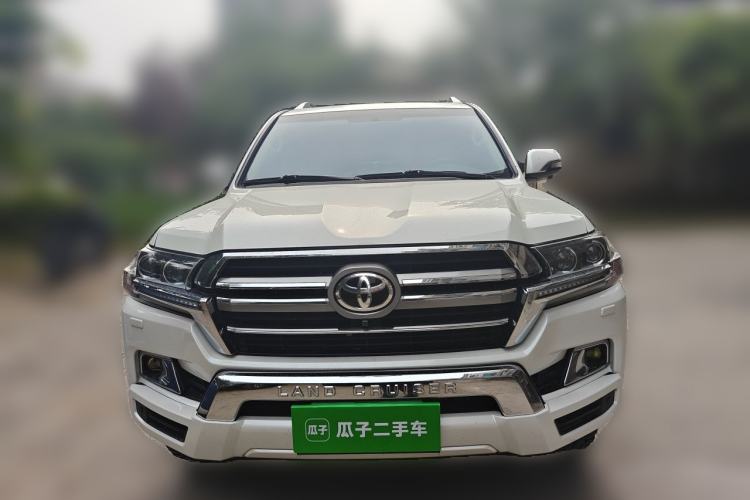 Used Toyota Land Cruiser  Front