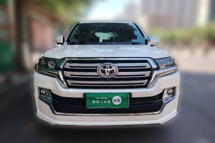 Used Toyota Land Cruiser  Front
