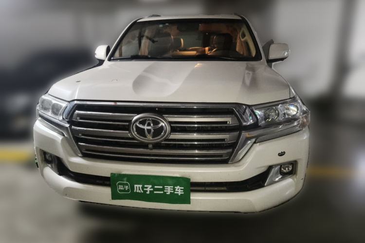 Used Toyota Land Cruiser  Front
