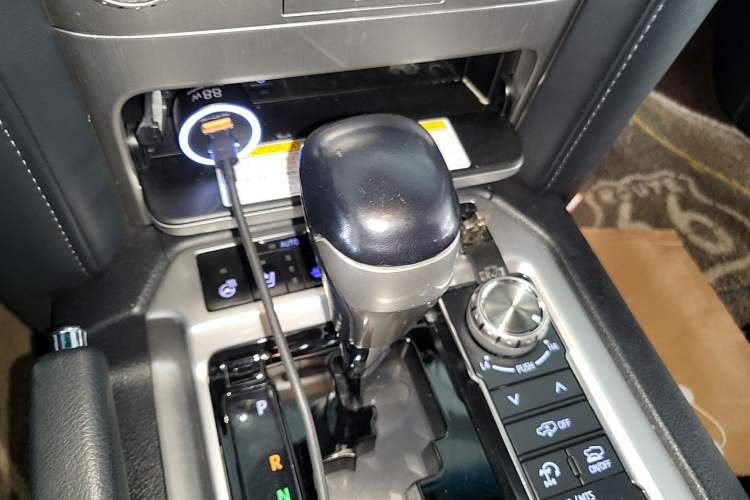Used Toyota Land Cruiser  Gear Lever