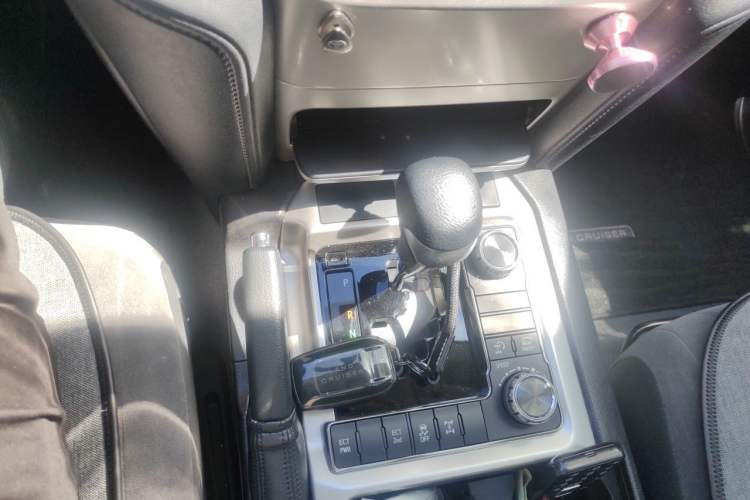Used Toyota Land Cruiser  Gear Lever