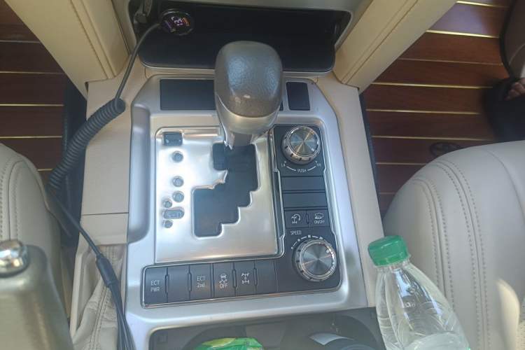 Used Toyota Land Cruiser  Gear Lever