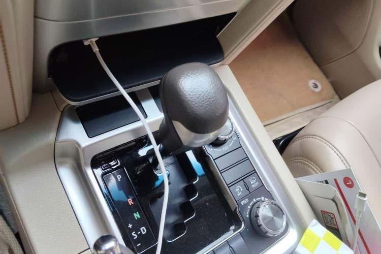 Used Toyota Land Cruiser  Gear Lever