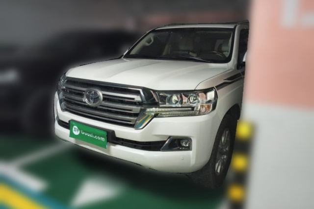 Used Toyota Land Cruiser Toyota Land Cruiser, 2018 model, 5.7L, automatic, 7 seats