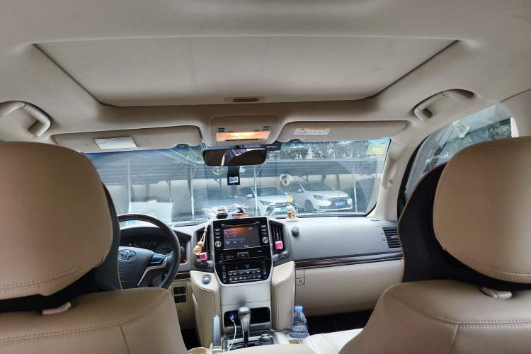 Used Toyota Land Cruiser  Headliner