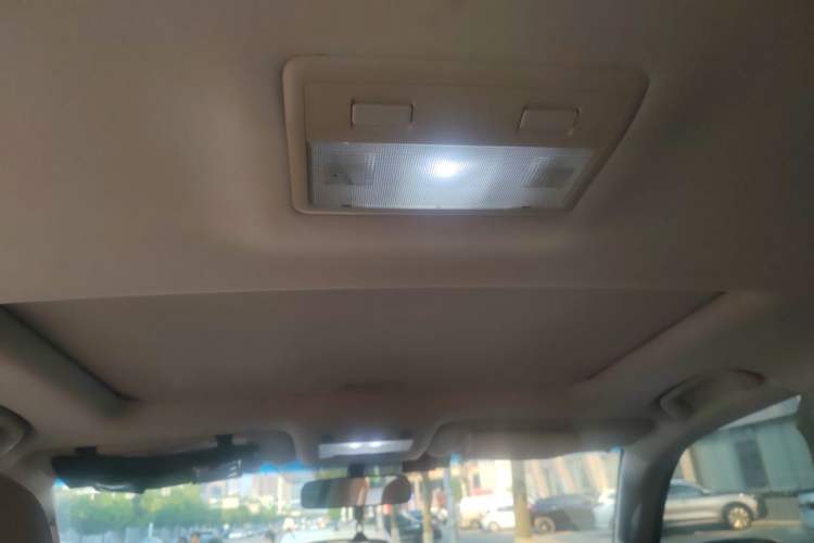 Used Toyota Land Cruiser  Headliner