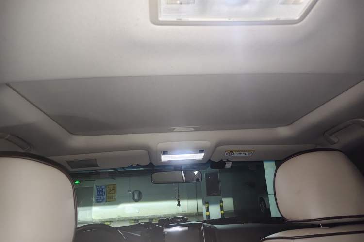 Used Toyota Land Cruiser 2018 4.0L GX-R Gasoline 7-Seater Middle East Headliner