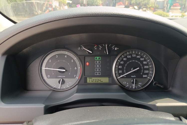 Used Toyota Land Cruiser  Instrument Cluster