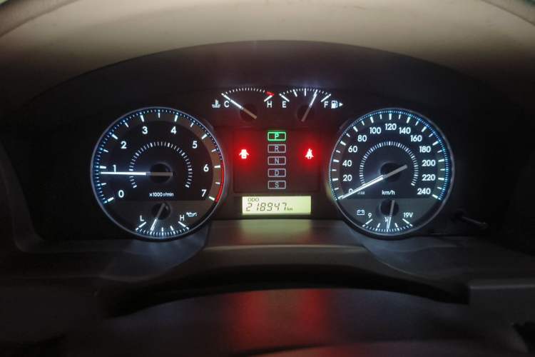 Used Toyota Land Cruiser  Instrument Cluster