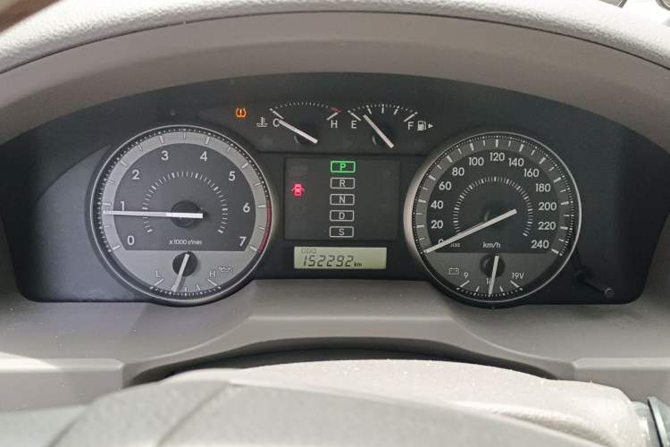 Used Toyota Land Cruiser  Instrument Cluster