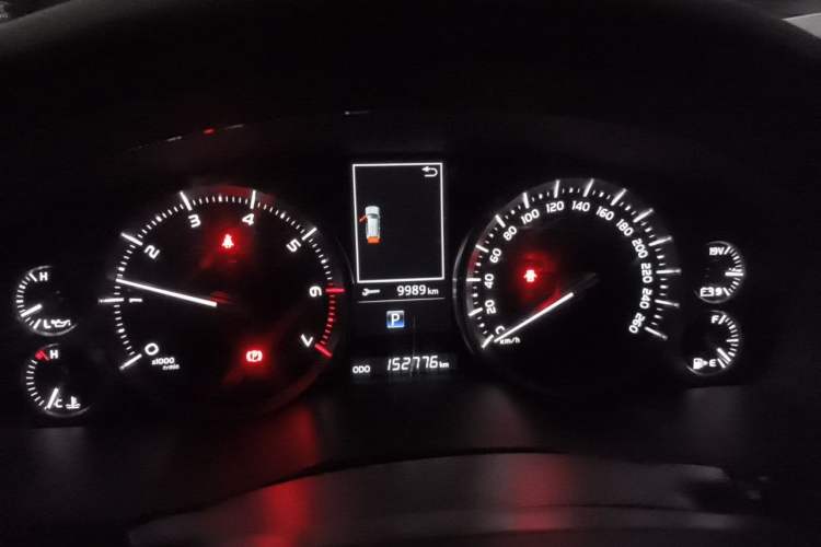 Used Toyota Land Cruiser  Instrument Cluster