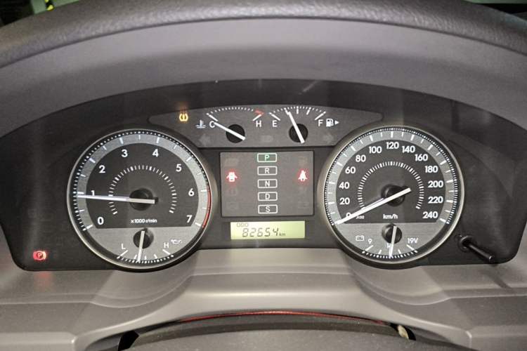 Used Toyota Land Cruiser  Instrument Cluster
