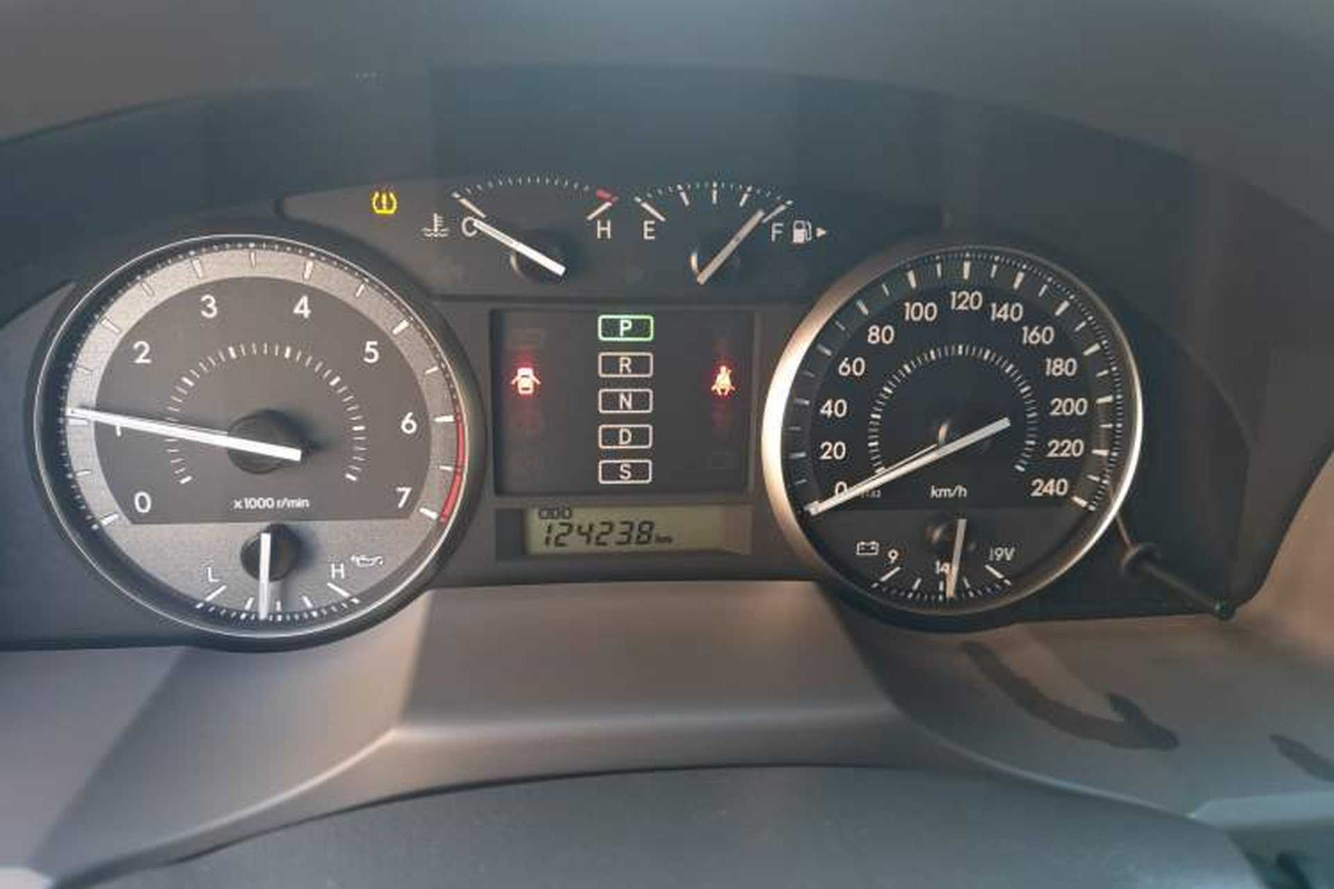 Used Toyota Land Cruiser  Instrument Cluster
