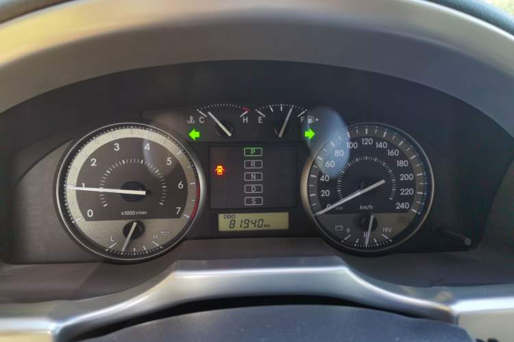Used Toyota Land Cruiser  Instrument Cluster