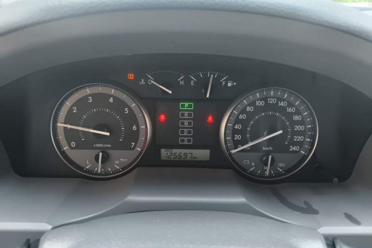 Used Toyota Land Cruiser  Instrument Cluster