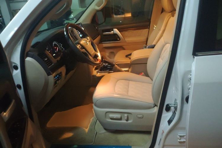Used Toyota Land Cruiser  Left Front Seat