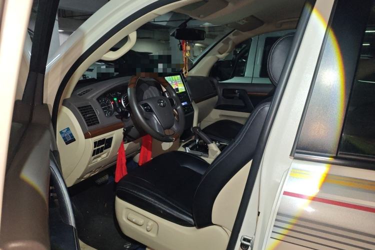 Used Toyota Land Cruiser  Left Front Seat
