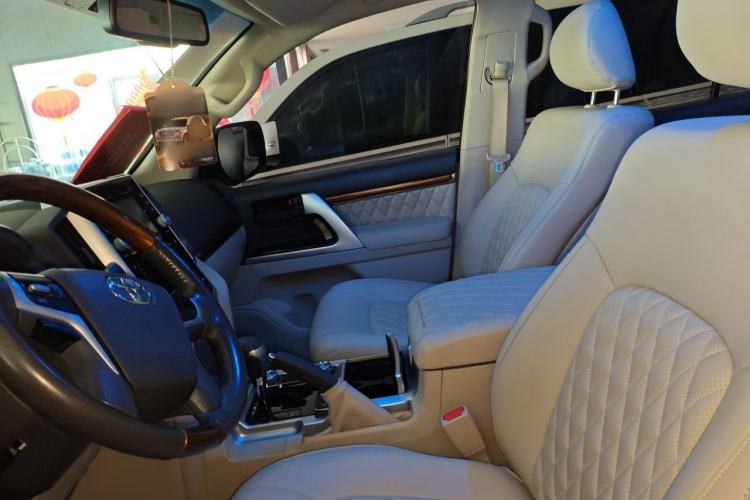 Used Toyota Land Cruiser  Left Front Seat