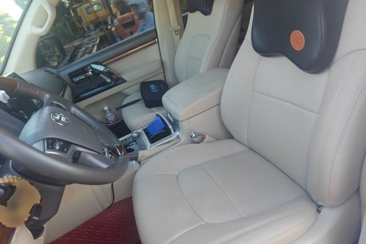 Used Toyota Land Cruiser  Left Front Seat
