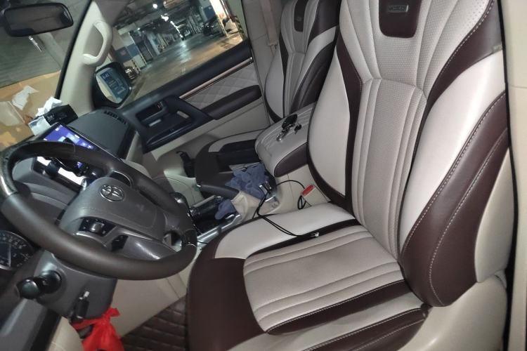 Used Toyota Land Cruiser  Left Front Seat