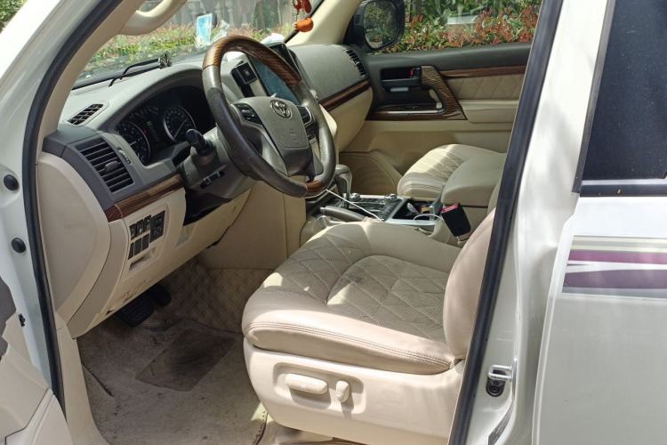 Used Toyota Land Cruiser  Left Front Seat