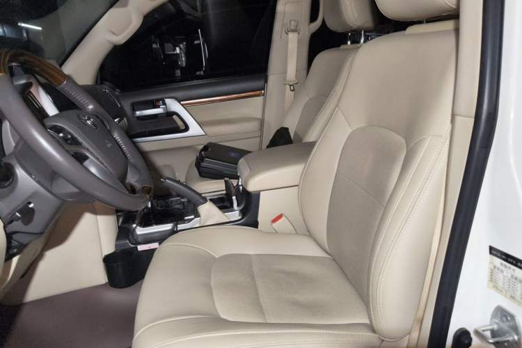 Used Toyota Land Cruiser  Left Front Seat