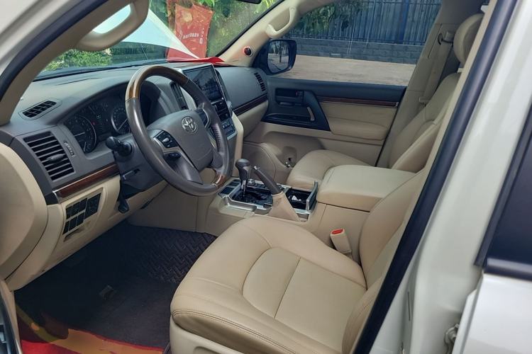 Used Toyota Land Cruiser  Left Front Seat