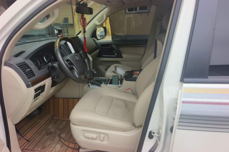 Used Toyota Land Cruiser  Left Front Seat