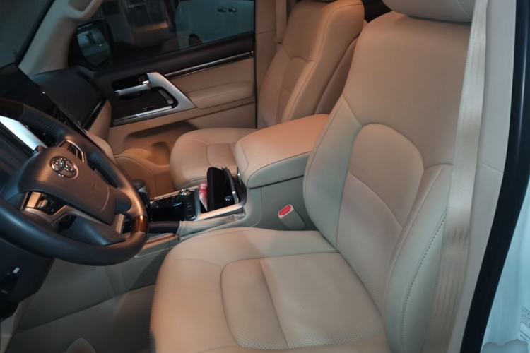 Used Toyota Land Cruiser  Left Front Seat