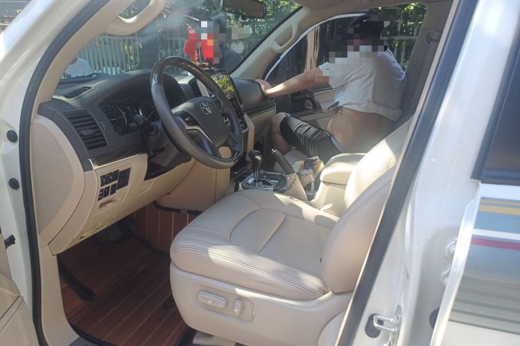 Used Toyota Land Cruiser  Left Front Seat