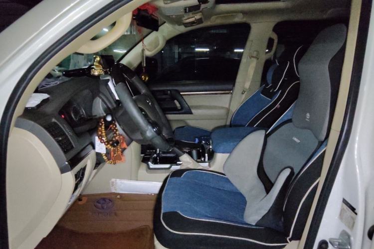Used Toyota Land Cruiser 2018 4.0L GX-R Gasoline 7-Seater Middle East Left Front Seat