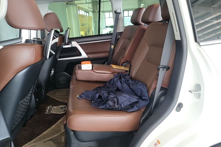 Used Toyota Land Cruiser  Left Rear Seat