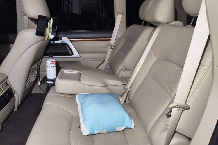 Used Toyota Land Cruiser  Left Rear Seat