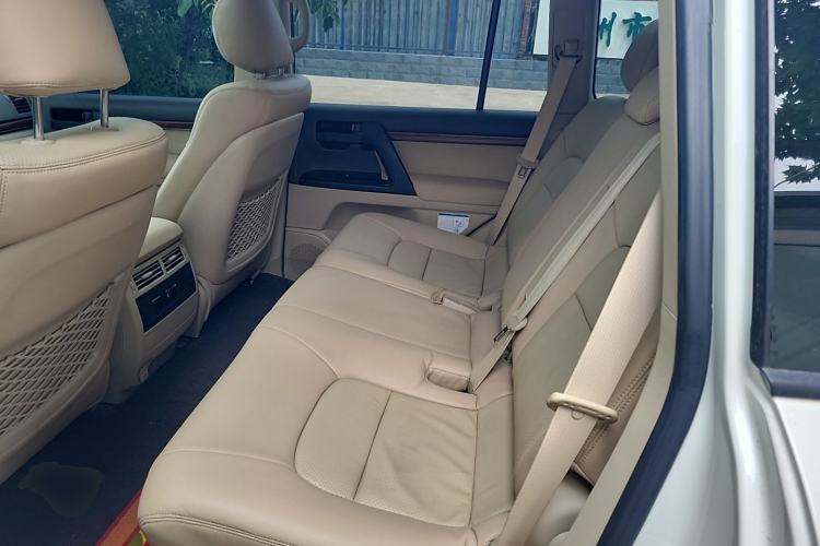 Used Toyota Land Cruiser  Left Rear Seat