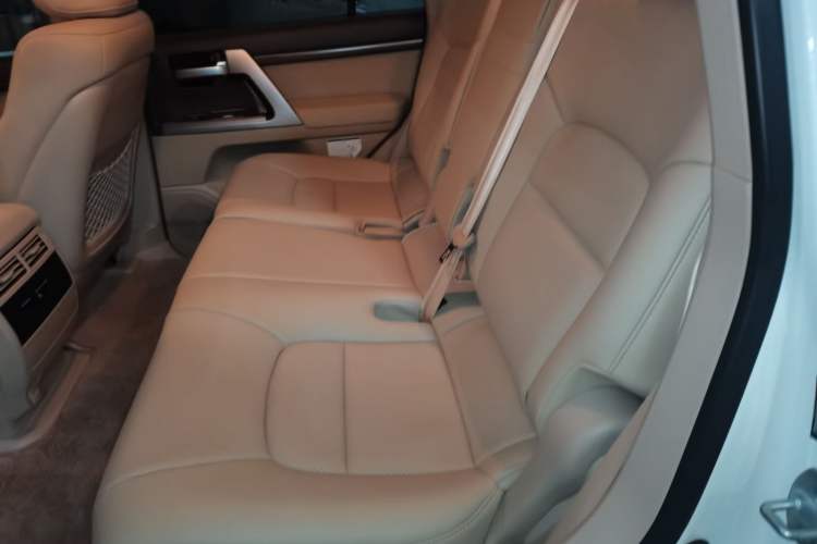 Used Toyota Land Cruiser  Left Rear Seat