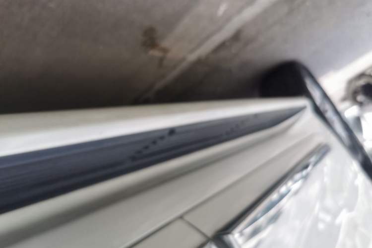 Used Toyota Land Cruiser 2018 4.0L GX-R Gasoline 7-Seater Middle East Left Side Sill