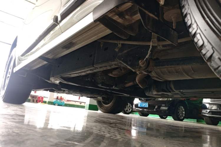 Used Toyota Land Cruiser 2018 4.0L GX-R Gasoline 7-Seater Middle East Left Side Sill
