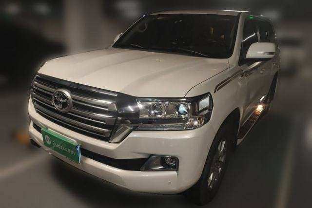 Used Toyota Land Cruiser 2018 4.0 Iron-Wheel Refrigerator Basic Electric Base Version—Middle East
