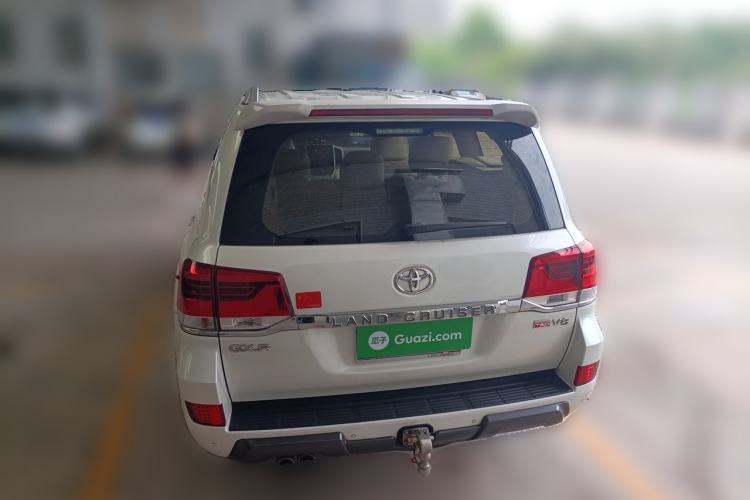 Used Toyota Land Cruiser  Rear