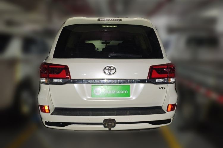 Used Toyota Land Cruiser  Rear