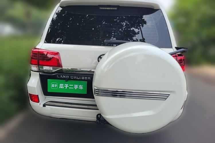 Used Toyota Land Cruiser  Rear