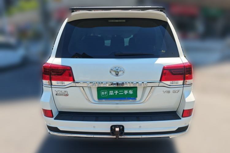 Used Toyota Land Cruiser 2018 5.7L VX-R Middle East Rear
