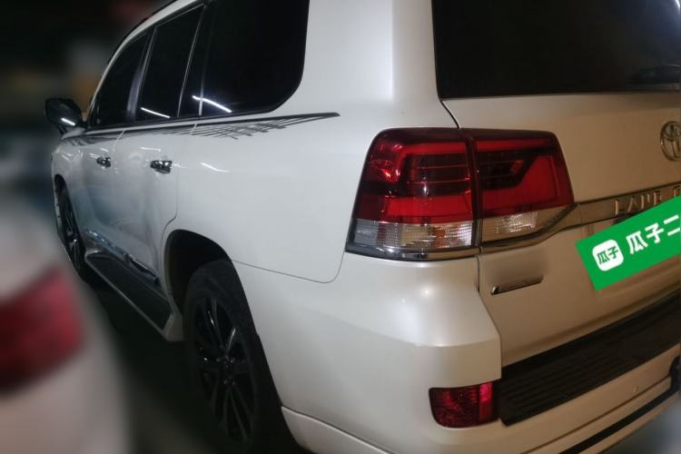 Used Toyota Land Cruiser  Rear Left 45 Deg