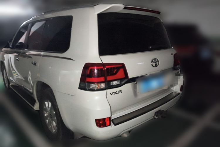 Used Toyota Land Cruiser  Rear Left 45 Deg