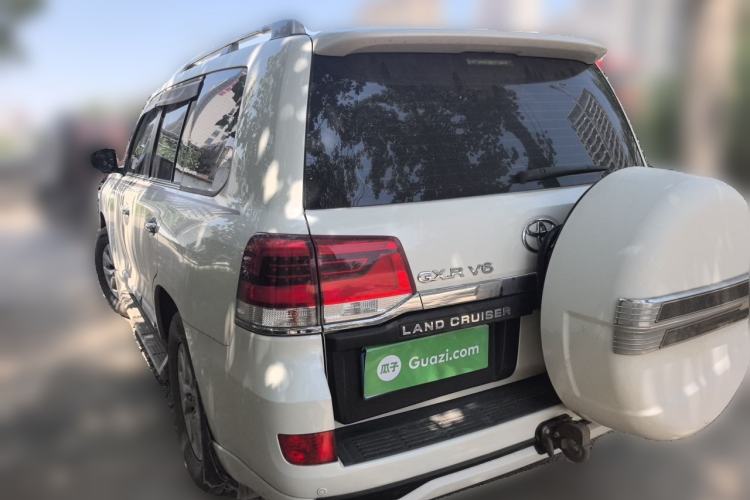 Used Toyota Land Cruiser 2018 4.0 GX-R Eight Cylinders No Winch Outboard Mount Middle East Rear Left 45 Deg