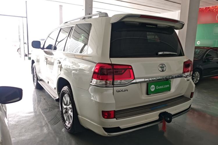 Used Toyota Land Cruiser 2018 4.0L GX-R Gasoline 7-Seater Middle East Rear Left 45 Deg
